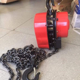 Pa lăng xích điện DHS 10 tấn 5m Pa lăng xích điện DHS 10 tấn 5m