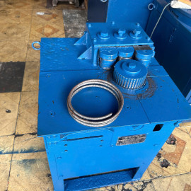 Máy uốn đai tròn Toyo R22 (cũ) Máy uốn đai tròn Toyo R22 (cũ)